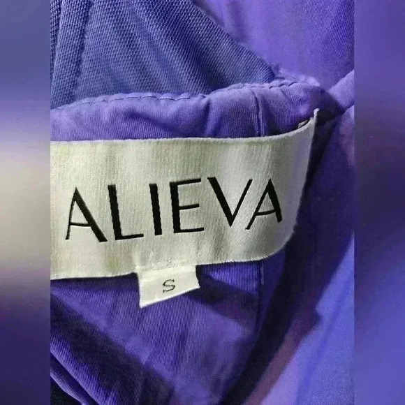 ALIEVA Lida Asymmetrical Cut-Out Midi Dress - Picture 6 of 6